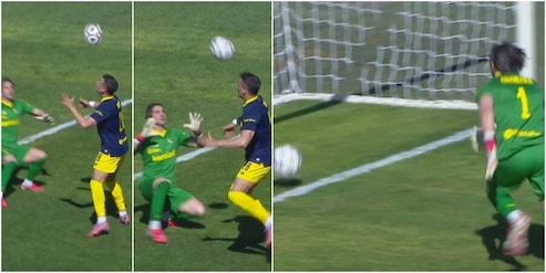 Adorni, autogol clamoroso in Bari-Modena: il retropassaggio di testa beffa Chichizola