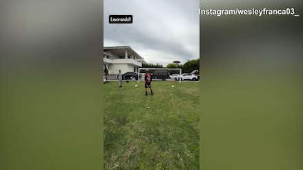 Roma, Wesley manda un messaggio ai tifosi: "Lavorando..."