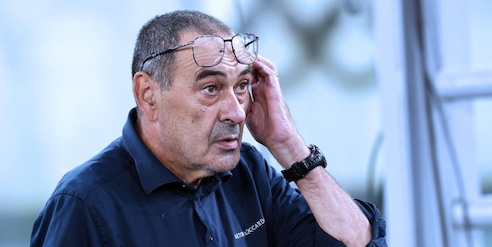 Allarme Sarri, pensa all’addio con la Lazio? Il confronto con Lotito sul futuro dopo la Coppa Italia