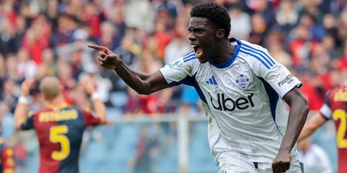 Il Como batte il Genoa. Pari tra Fiorentina e Sassuolo