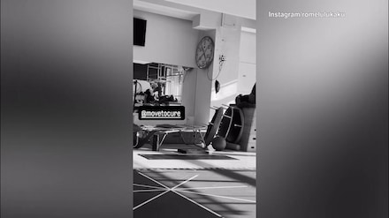 Lukaku si allena in palestra