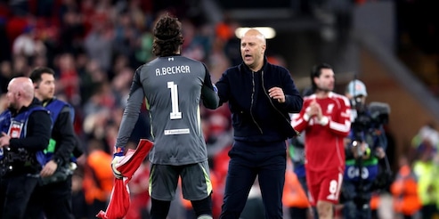 Juve, senti Slot sul futuro di Alisson: "È vicino a..."
