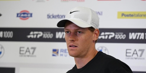 Sinner sta con Sabalenka: "Vogliamo rispetto sui prize money, senza di noi niente Slam". E a Panatta dice: "Mi diverto anch'io..."