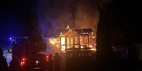 Paura a Dimaro: scoppia un incendio vicino al ritiro del Napoli