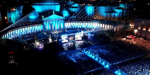 De Bruyne parla in napoletano sul palco: tifosi in visibilio