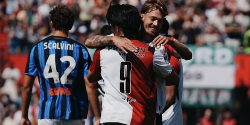 Il Feyenoord batte l'Atalanta: 75 minuti in campo per Read. A segno il figlio di Van Persie