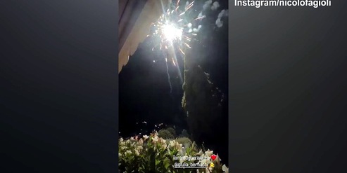 Nicolò Fagioli, fuochi d'artificio per il compleanno della fidanzata