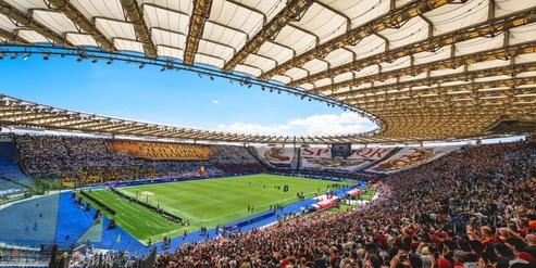 Roma, abbonamenti record per la Champions. Lazio, domani le visite per Bamba Dieng