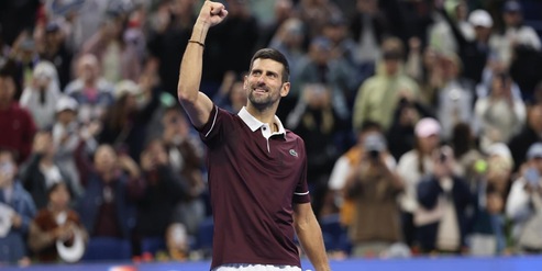 Djokovic supera a fatica Bu: raggiunti i quarti a Pechino