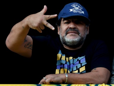 Maradona esulta: «Napoli più grande di qualsiasi dirigente»