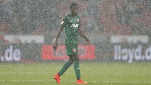 Ufficiale, Baba al Chelsea. «28 milioni all'Augsburg»