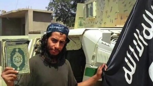 Parigi, ucciso Abaaoud: voleva filmare la strage nello Stade de France