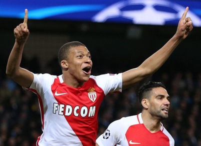 Mbappé: dopo lo show in Champions, prima convocazione con la Francia
