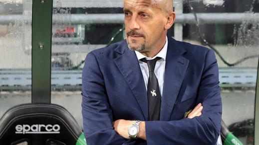 Serie A Chievo, Di Carlo: «Il calcio è una cosa, vedere rigori inesistenti un'altra»