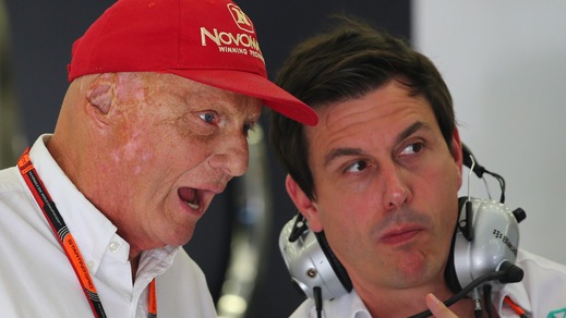 F1 Mercedes, Wolff: "Mi manca molto Niki Lauda"