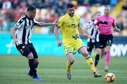 Chievo, si ferma Djordjevic: lesione muscolare all'adduttore