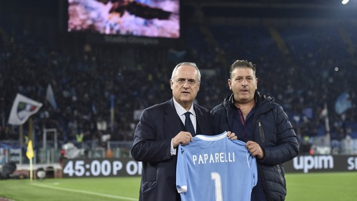 Il figlio di Paparelli denuncia: “Basta offese, intervenga la Roma”