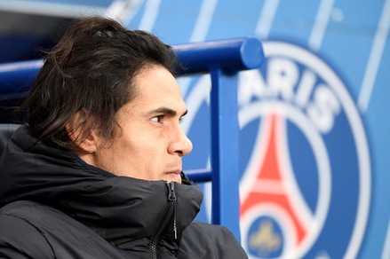 Atletico Madrid in pressing su Cavani: lui vuole prima la Champions con il Psg