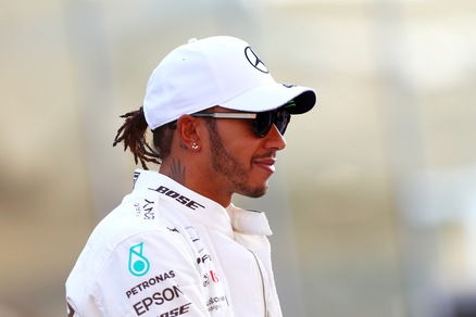 Hamilton: "Spero nell'arrivo di una donna forte in F1"