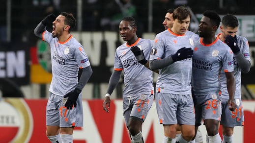 Europa League, il Basaksehir elimina il Monchengladbach. Qualificati Arsenal e Porto