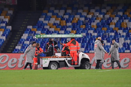 Infortunio Koulibaly: "Sospetto stiramento"