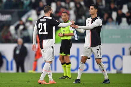 Juve, Higuain: "Tridente con Dybala e Cristiano Ronaldo? Bella risposta!"