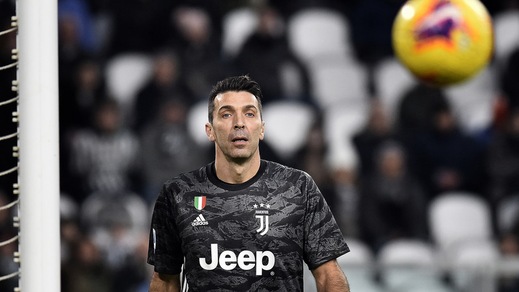 Buffon ad un passo il record di presenze in A: pronto l'aggancio a Maldini
