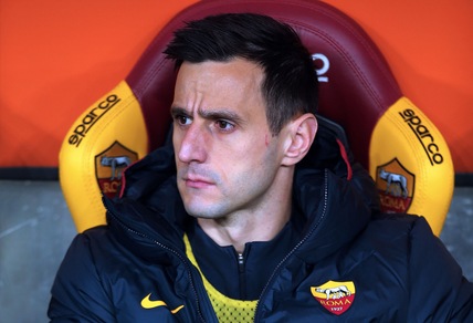 I tifosi viola allontanano Kalinic dalla Fiorentina: fischi al Franchi per il croato