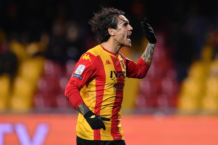 Inzaghi batte anche Nesta: il Benevento domina la serie B!