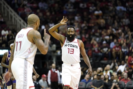 Nba, Belinelli non basta: Spurs travolti dai Clippers. Harden show per i Rockets