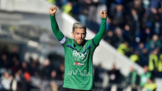 Il Milan affonda. Mandzukic va in Qatar