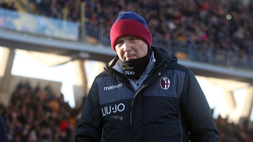 Bologna corsaro a Lecce con Mihajlovic in panchina