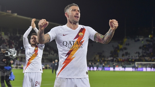 Stankovic: "Kolarov non andrà alla Stella Rossa". La Roma prepara il rinnovo