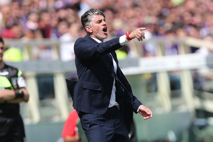 Brescia, via Corini: panchina a Diego Lopez