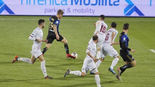Pisa-Livorno 1-0: Lisi decide il derby con una prodezza Pisa-Livorno 1-0: Lisi decide il derby con una prodezza