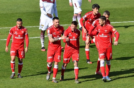 Coronavirus, i giocatori del Perugia chiamano gli abbonati