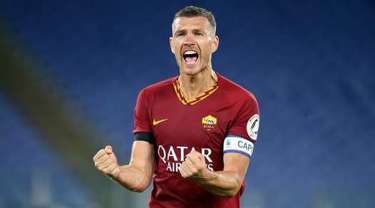 Roma, super Dzeko arriva a 104 gol: eguagliato Manfredini