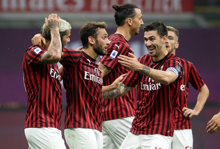 Milan-Bologna 5-1: Pioli non si ferma e punta la Roma, Ibra si arrabbia