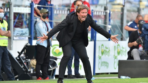 Crotone, chiuditi in difesa!