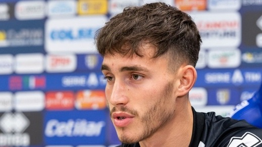 Parma, c'è anche Busi: "Qui per crescere, adoro Cannavaro"