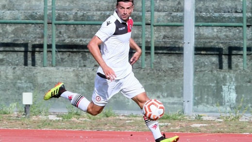 Foggia, Gentile lascia la squadra dopo l'incendio della porta di casa