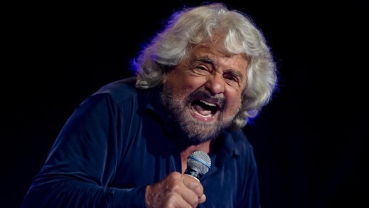 Beppe Grillo, ironia sul vaccino: "Tutti con un'unica siringata"