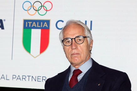 Malagò: "Italia alle Olimpiadi senza inno e bandiera? Rischio elevato"