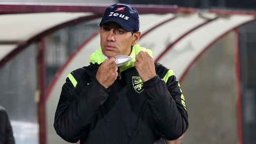 Coronavirus, Frosinone: solo in 3 in panchina con il Pordenone