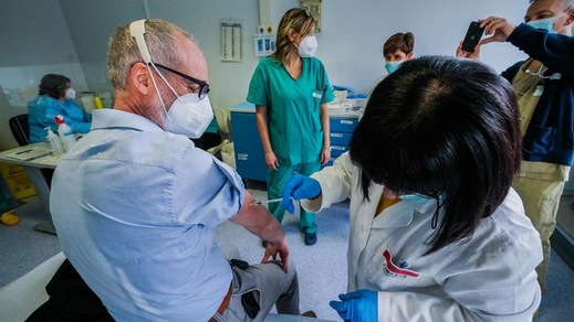 Coronavirus, partita la vaccinazione in tutta Italia