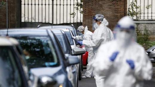 Coronavirus in Italia, nelle ultime 24 ore 8.913 nuovi casi e 298 decessi