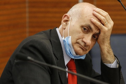 Covid, l'avviso dello Spallanzani: "Ne usciremo solo nel 2022"