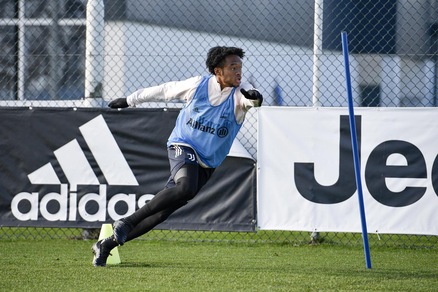 Juve, Cuadrado positivo al Coronavirus: salta il Milan