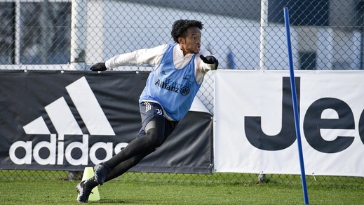 Juve, Cuadrado positivo al Coronavirus: salta il Milan