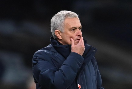 Mourinho polemico su Tottenham-Fulham: "Poco professionale rinviarla 4 ore prima"
